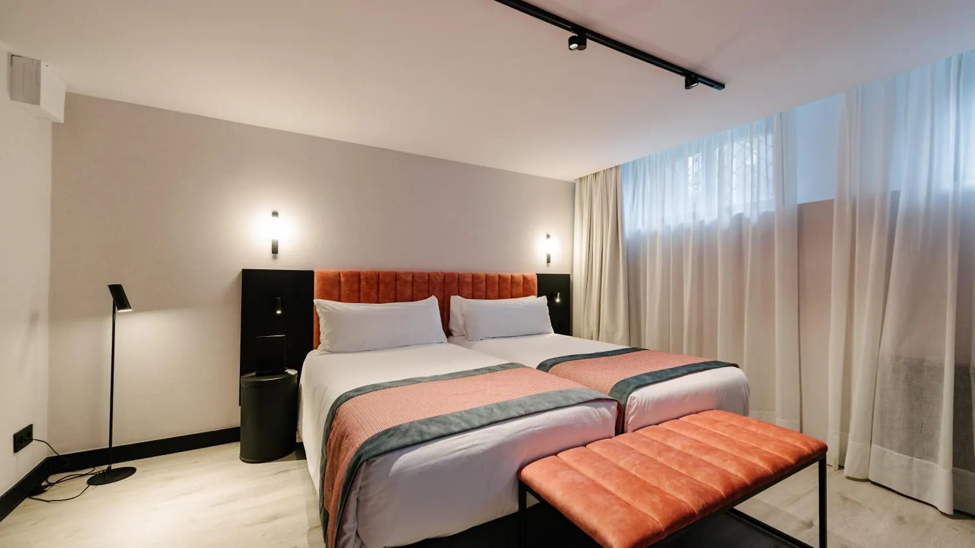 Catalonia Vondel Amsterdam Hotel