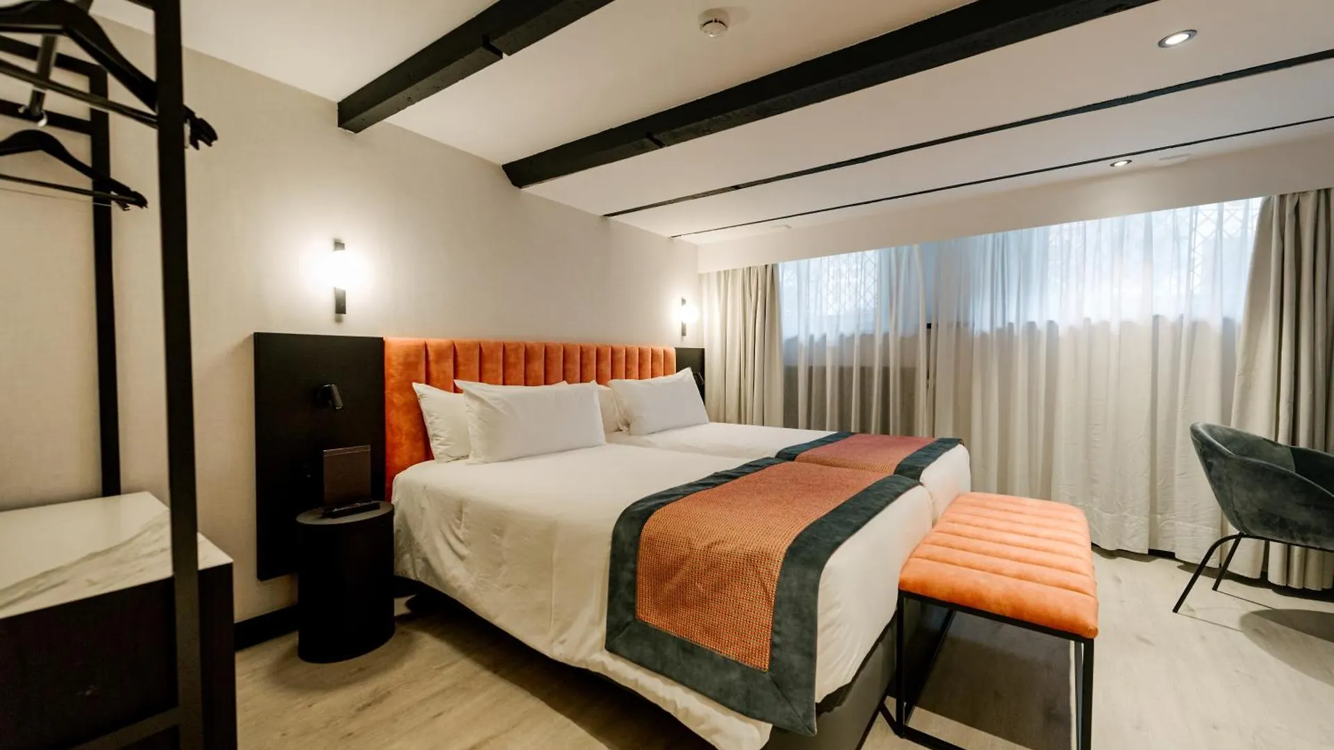 Catalonia Vondel Amsterdam Hotel 4*,  Netherlands