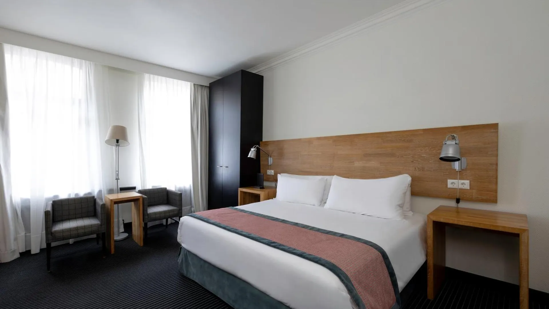 Catalonia Vondel Amsterdam Hotel
